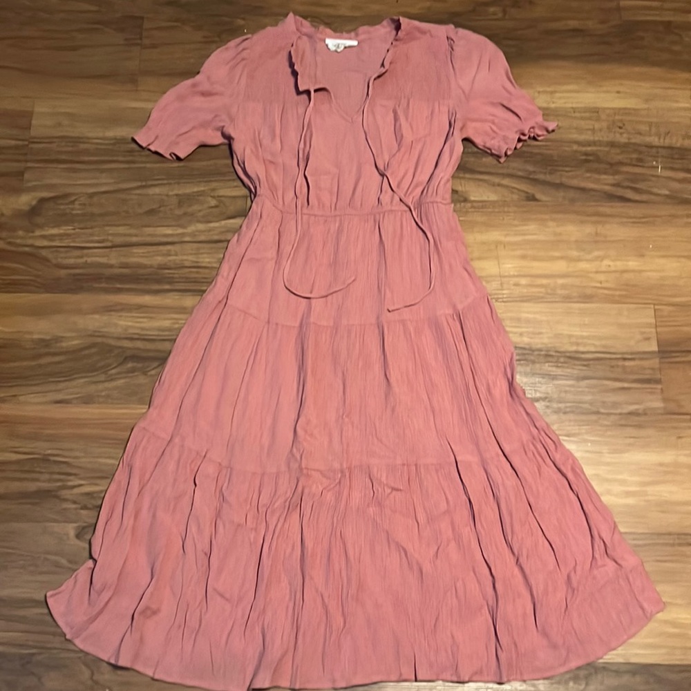 Sweet Wanderer pink midi dress